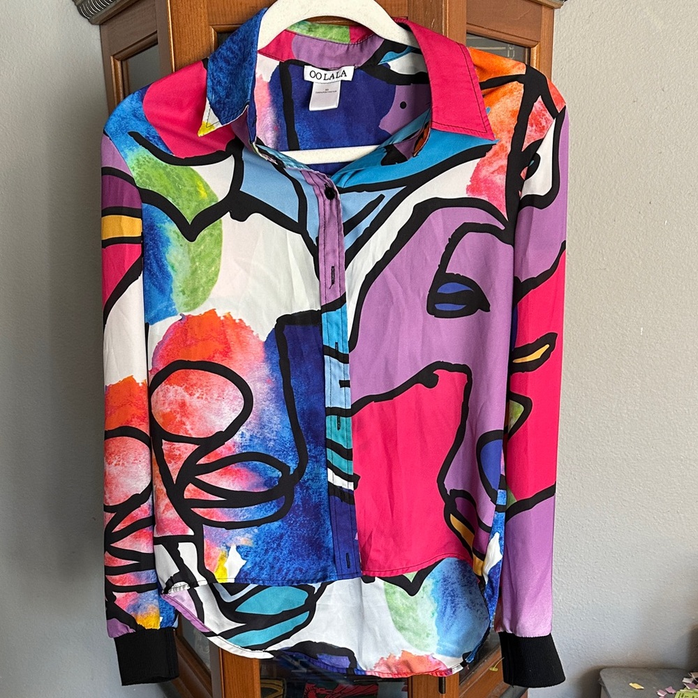 Multicolor Abstract Print Button-Up Shirt - Picture 2 of 8